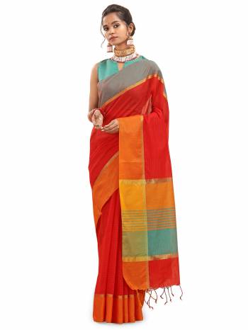 Garb This Saree Are Fine Saree Paired With Contrasted Blouse.This Saree And Blouse Are Chanderi Fabric With Weaving Designer Work Based. Buy This Pretty Saree Now.