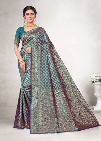 Garb This Festive Wear Saree Are Fine Saree Paired With Blouse.This Saree And Blouse Are Jacquard Silk Fabric With Wevon Designer Work. Buy This Pretty Saree Now.