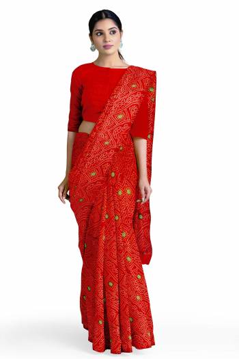 Attrective This Traditonal Saree Are Fine Saree Paired With Blouse.This Saree And Blouse Are Georgette Based Fabric With Bandhani Printed. Buy This Pretty Saree Now.