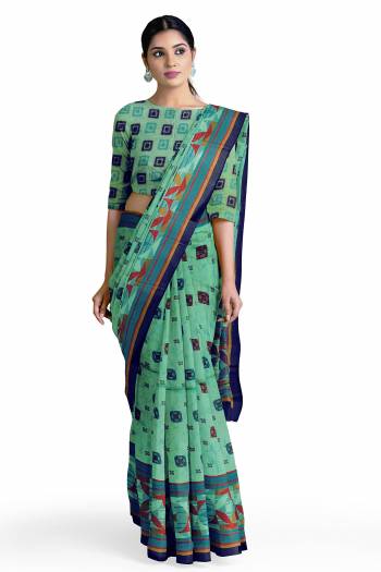 Looking Attrective This Saree Are Fine Saree Paired With Blouse.This Saree And Blouse Are Georgette Based Fabric With Designer Printed. Buy This Pretty Saree Now.