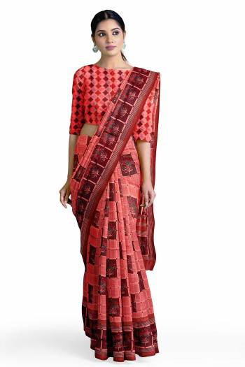 Looking Attrective This Saree Are Fine Saree Paired With Blouse.This Saree And Blouse Are Georgette Based Fabric With Designer Printed. Buy This Pretty Saree Now.