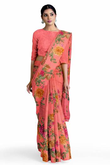 Looking Attrective This Saree Are Fine Saree Paired With Blouse.This Saree And Blouse Are Georgette Based Fabric With Designer Printed. Buy This Pretty Saree Now.