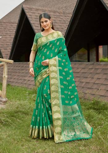 Looking This Partywear Saree Are Fine Saree Paired With Blouse.This Saree And Blouse Are Cotton Handloom Based Fabric With Heavy Wevon Designer Work. Buy This Pretty Saree Now.