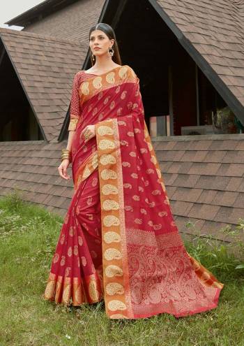 Looking This Partywear Saree Are Fine Saree Paired With Blouse.This Saree And Blouse Are Cotton Handloom Based Fabric With Heavy Wevon Designer Work. Buy This Pretty Saree Now.