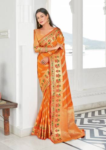 Garb This Traditional Saree Are Fine Saree Paired With Blouse.This Saree And Blouse Are Silk Based Fabric With Heavy Wevon Designer Work. Buy This Pretty Saree Now.