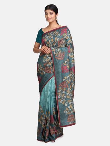 Looking This Traditional Saree Are Fine Saree Paired With Contrasted Blouse.This Saree And Blouse Are Tussar Silk Fabric With Heavy Designer Digital Printed With Diamond Work. Buy This Pretty Saree Now.