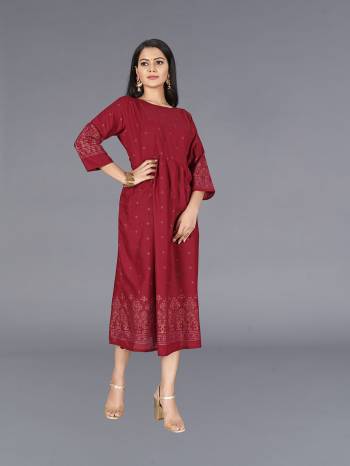 Attrective This Readymade Long Kurti In Fine Color Fabricated On Slub Cottom Beautified With Designer Printed. It Is Light In Weight And Easy To Carry All Day Long. 