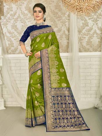 Attrective Look This Stylist Partywear Saree Are Fine Saree Paired With Blouse.This Saree And Blouse Are Fancy Silk Fabric With Heavy Designer Wevon Work. Buy This Pretty Saree Now.