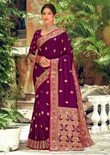 Looking This Traditional Saree Are Fine Saree Paired With Blouse.This Saree And Blouse Are Silk Based Fabric With Heavy Wevon Designer Work. Buy This Pretty Saree Now.