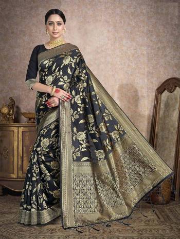 Looking This Traditional Saree Are Fine Saree Paired With Blouse.This Saree And Blouse Are Art Silk Based Fabric With Heavy Wevon Designer Work. Buy This Pretty Saree Now.