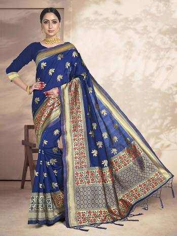 Attrective Looking This Traditional Saree Are Fine Saree Paired With Blouse.This Saree And Blouse Are Art Silk Based Fabric With Heavy Wevon Designer Work. Buy This Pretty Saree Now.