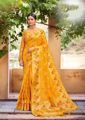 Attrective This Traditional Saree Are Fine Saree Paired With Blouse.This Saree And Blouse Are Organza Based Fabric With Heavy Wevon Designer Rich Pallu Work. Buy This Pretty Saree Now.