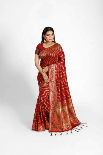 Stylist This Partywear Saree Are Fine Saree Paired With Blouse.This Saree And Blouse Are Poly Silk Based Fabric With Heavy Jacquard Designer Work. Buy This Pretty Saree Now.