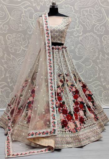 Attrective This Wedding Partywear Heavy Designer Lehenga Choli And Dupatta In Fine Color Fabricated On Net Beautified With Heavy Attractive Designer Embroidery Work. 