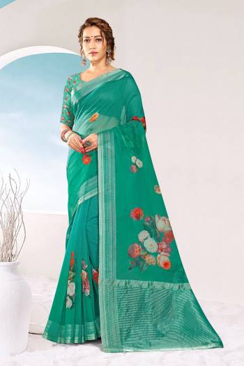 Attrective This Traditional Saree Are Fine Saree Paired With Blouse.This Saree And Blouse Are Organza Based Fabric With Wevon Designer With Digital Printed. Buy This Pretty Saree Now.