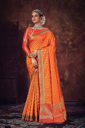 Garb This Traditional Saree Are Fine Saree Paired With Blouse.This Saree And Blouse Are sILK Based Fabric With Wevon Designer Jari Work. Buy This Pretty Saree Now.