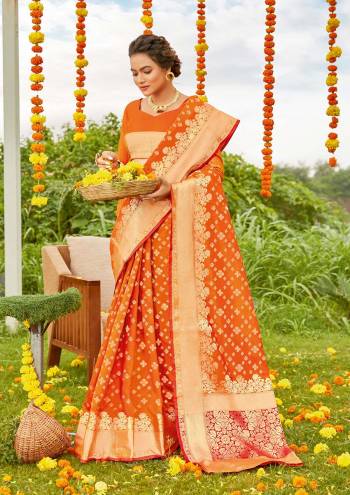 Attrective This Traditional Saree Are Fine Saree Paired With Blouse.This Saree And Blouse Are Silk Based Fabric With Heavy Wevon Designer Rich Pallu Work. Buy This Pretty Saree Now.