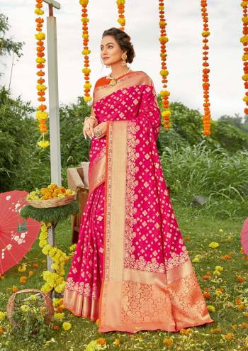 Attrective This Traditional Saree Are Fine Saree Paired With Blouse.This Saree And Blouse Are Silk Based Fabric With Heavy Wevon Designer Rich Pallu Work. Buy This Pretty Saree Now.