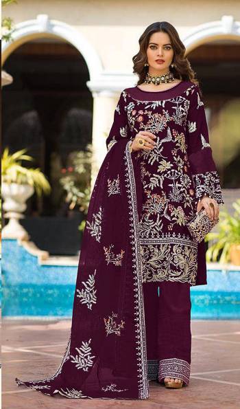 Garb This Designer Pakistani Suit In Lovely Color.Its Pretty Heavy Designer Thread,Jari Embroidery Work Top Is Faux Georgette Based Paired With Santoon Bottom And Naznin Fabricated Dupatta Which Gives An Attractive To The Suit.