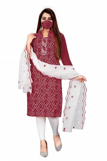 Attrective This Suits In Lovely Color.?Its Pretty Top Is Slub Cotton Printed Based Paired Bottom Cotton With Batterfly Kota Chex Fabricated Dupatta Are Embroidery Work. Which Gives An Attractive To The Dress.