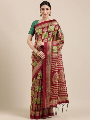 Garb This Traditional Saree Are Fine Saree Paired With Blouse.This Saree And Blouse Are Art Silk Based Fabric With Designer Printed Work. Buy This Pretty Saree Now.