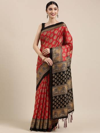 Garb This Traditional Saree Are Fine Saree Paired With Blouse.This Saree And Blouse Are Art Silk Based Fabric With Designer Printed Work. Buy This Pretty Saree Now.