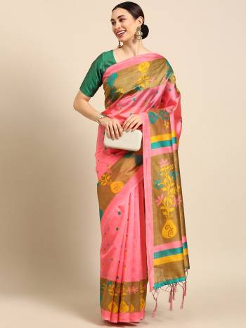 Garb This Traditional Saree Are Fine Saree Paired With Blouse.This Saree And Blouse Are Art Silk Based Fabric With Designer Printed Work. Buy This Pretty Saree Now.