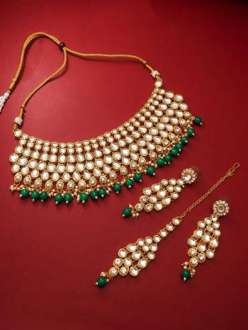 Attrective Look To Your Personality By Pairing Up This Beautiful Necklace Set With Your Ethnic Attire. This Pretty Set Is In Green Color Beautified With Kundan Work. Buy Now.