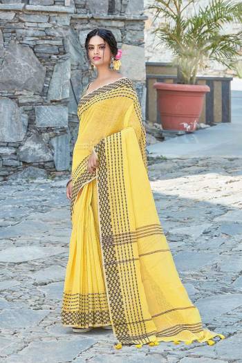 Garb This Partywear Saree Are Fine Saree Paired With Blouse.This Saree And Blouse Are Linen Based Fabric With Wevon Designer Work. Buy This Pretty Saree Now.