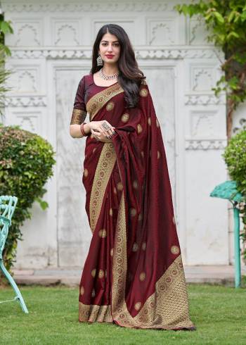 Looking This Stylist Partywear Saree Are Fine Saree Paired With Blouse.This Saree And Blouse Are Silk Fabric With Heavy Designer Wevon Work. Buy This Pretty Saree Now.