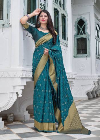 Looking This Stylist Partywear Saree Are Fine Saree Paired With Blouse.This Saree And Blouse Are Silk Fabric With Heavy Designer Wevon Work. Buy This Pretty Saree Now.