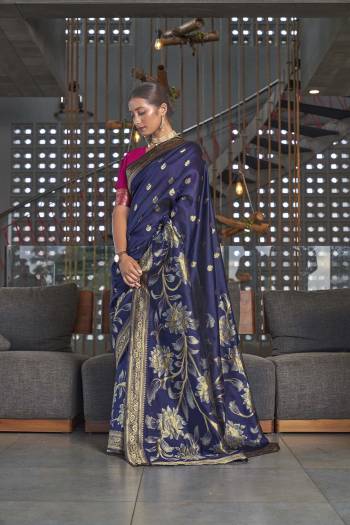 Garb This Traditional Saree Are Fine Saree Paired With Blouse.This Saree And Blouse Are Art Silk Based Fabric With Heavy Jacquard Designer Work. Buy This Pretty Saree Now.