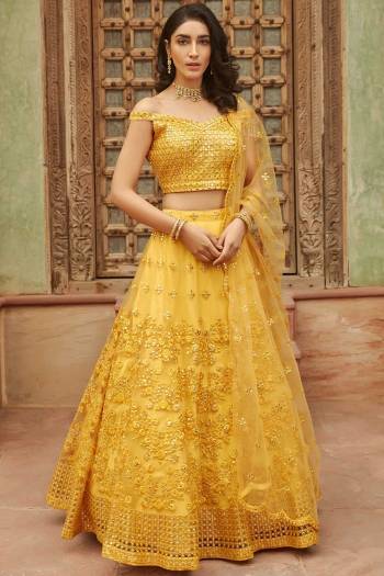 Looking This Wedding Partywear Heavy Designer Lehenga Choli And Dupatta In Fine Color Fabricated On Organza Beautified With Heavy Attractive Designer Embroidery Work. Buy Now.