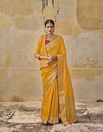 Garb This Stylist Partywear Saree Are Fine Saree Paired With Blouse.This Saree Silk And Blouse Are Jacquard Silk Fabric With Heavy Designer Jacquard Work. Buy This Pretty Saree Now.