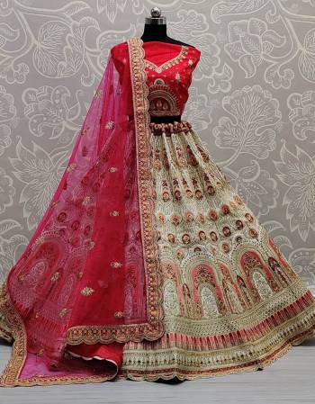 Stylist This Wedding Partywear Heavy Designer Lehenga Choli And Dupatta In Fine Color Fabricated On Silk Beautified With Heavy Attractive Designer Embroidery And Zarkan Diamond With Daul Patch Work. 