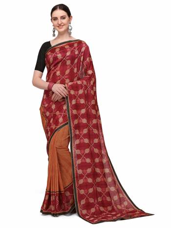 Garb This Fastival Saree Are Fine Saree Paired With Blouse.This Saree And Blouse Are Gadwal Silk Based Fabric With Designer Digital Printed With Khatli Outline Hand Work. Buy This Pretty Saree Now.