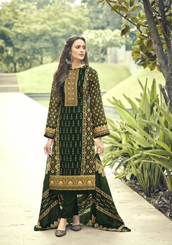 Stylist This Designer Long Length Suit In Lovely Light Color.Its Pretty Heavy Designer Digital Printed Top Is Velvet Based Paired With Pashmina Bottom And Velvet Fabricated Dupatta Which Gives An Attractive To The Suit.