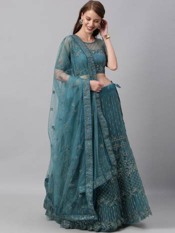 Looking This Partywear Heavy Designer Choli Fabric Are Net And Lahenga Net And Dupatta Net In Fabricated Beautified With Attrective Embroidery With Stone Work. Buy Now.