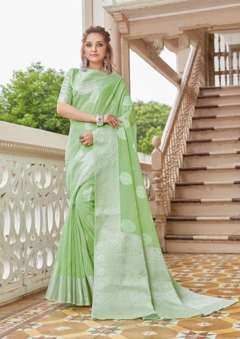 Garb This Festival Saree Are Fine Saree Paired With Blouse.This Saree And Blouse Are Linen Based Fabric With Heavy Designer Weaving Work. Buy This Pretty Saree Now.