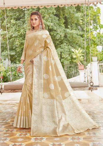 Garb This Festival Saree Are Fine Saree Paired With Blouse.This Saree And Blouse Are Linen Based Fabric With Heavy Designer Weaving Work. Buy This Pretty Saree Now.