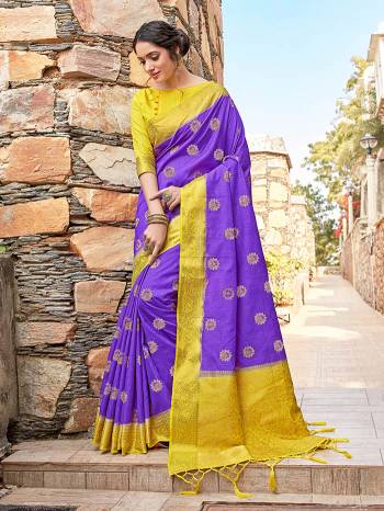 AttrectiveThis Pretty Angelic Partywear Look Wearing This Heavy Designer Weaving Work Saree In Fine Color Paired With Contrasted Blouse. This Saree And Blouse Is Banarasi Silk Fabricated.Attractive Look To Your Personality. 