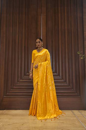 Looking This Traditional Saree Are Fine Saree Paired With Blouse.This Saree And Blouse Are Art Silk Based Fabric With Heavy Jacquard Designer Work. Buy This Pretty Saree Now.
