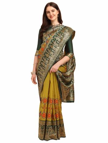Attrective This Partywear Designer Saree Are Fine Saree Paired With Contrasted Blouse.This Saree And Blouse Are Banarasi Silk Based Fabric With Designer Weaving With Embroidery Work. Buy This Pretty Saree Now.