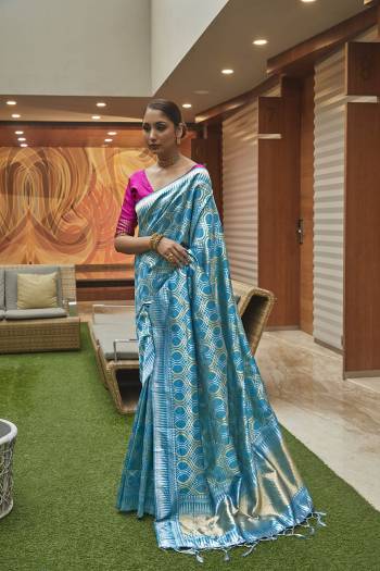 Attrective This Traditional Saree Are Fine Saree Paired With Contrasted Blouse.This Saree And Blouse Are Art Silk Based Fabric With Heavy Jacquard Designer Work. Buy This Pretty Saree Now.