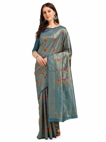 Stylist This Partywear Designer Saree Are Fine Saree Paired With Blouse.This Saree And Blouse Are Banarasi Cotton Based Fabric With Designer Weaving With Printed. Buy This Pretty Saree Now.