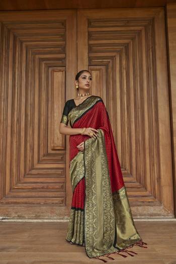 Garb This Festival Saree Are Fine Saree Paired With Blouse.This Saree And Blouse Are Art Silk Based Fabric With Heavy Designer Work. Buy This Pretty Saree Now.Buy Now.