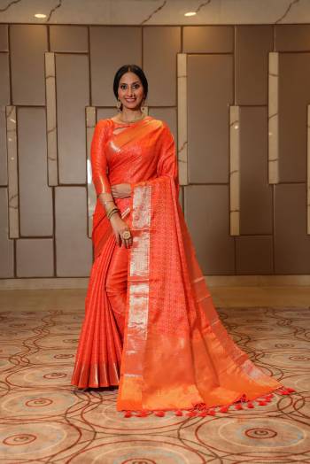 Attrective This Designer Saree Are Fine Saree Paired With Blouse.This Saree And Blouse Are Banarasi Silk Based Fabric With Heavy Wevon Designer Work. Buy This Pretty Saree Now.