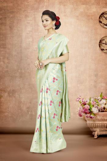 This Partywear Saree Are Fine Saree Paired With Blouse.This Saree And Blouse Are Poly Silk Based Fabric With Heavy Jacquard Designer Work. Buy This Pretty Saree Now.