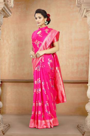 Stylist This Banarasi Saree Are Fine Saree Paired With Blouse.This Saree And Blouse Are Poly Silk Based Fabric With Wevon Jacquard Designer Work. Buy This Pretty Saree Now.