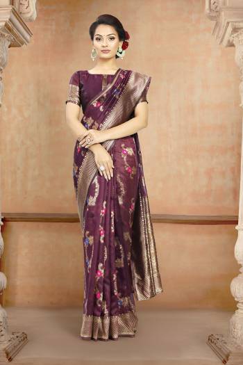 Stylist This Banarasi Saree Are Fine Saree Paired With Blouse.This Saree And Blouse Are Poly Silk Based Fabric With Wevon Jacquard Designer Work. Buy This Pretty Saree Now.